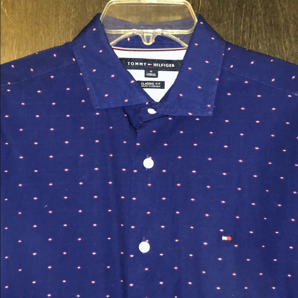 Button down - Picture 2 of 4